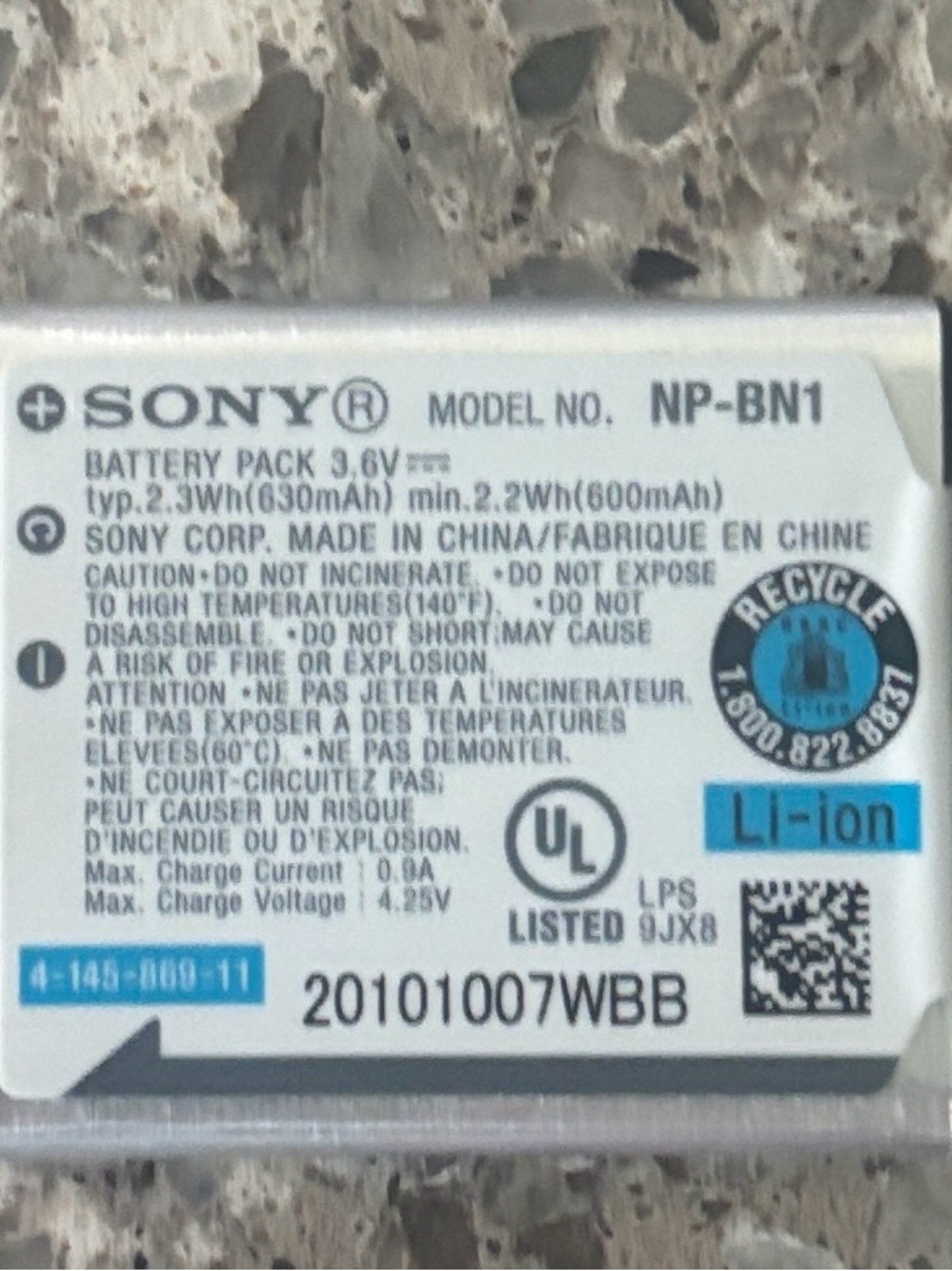 Sony rechargeable NP-BN1 Battery with wall charger - Picture 5 of 5